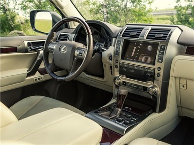 Передний ряд Lexus GX