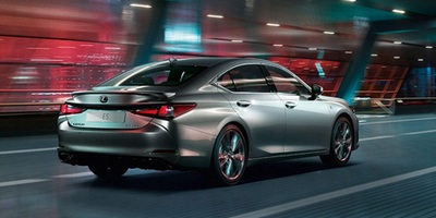 Корма Lexus ES 2019