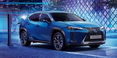 Кроссоверы Lexus готовят к обновлению